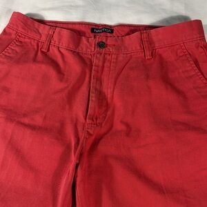 Nautica mens red basic rugged flat front 8" inseam chino shorts - size 34